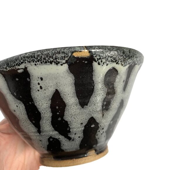 Amateur Pottery Small Bowl Stripe Glazed - Picture 6 of 11